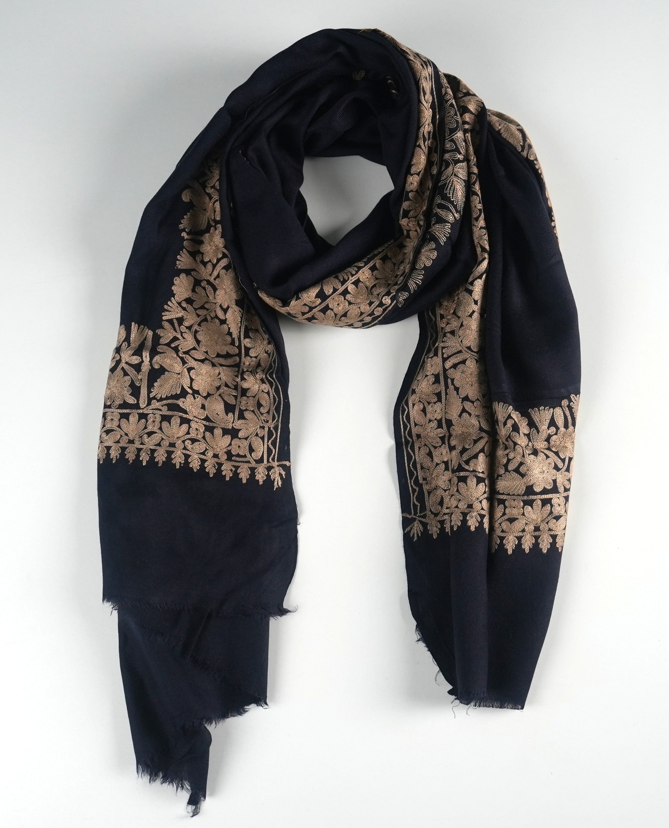 Elegant Patterned Wrap Scarf