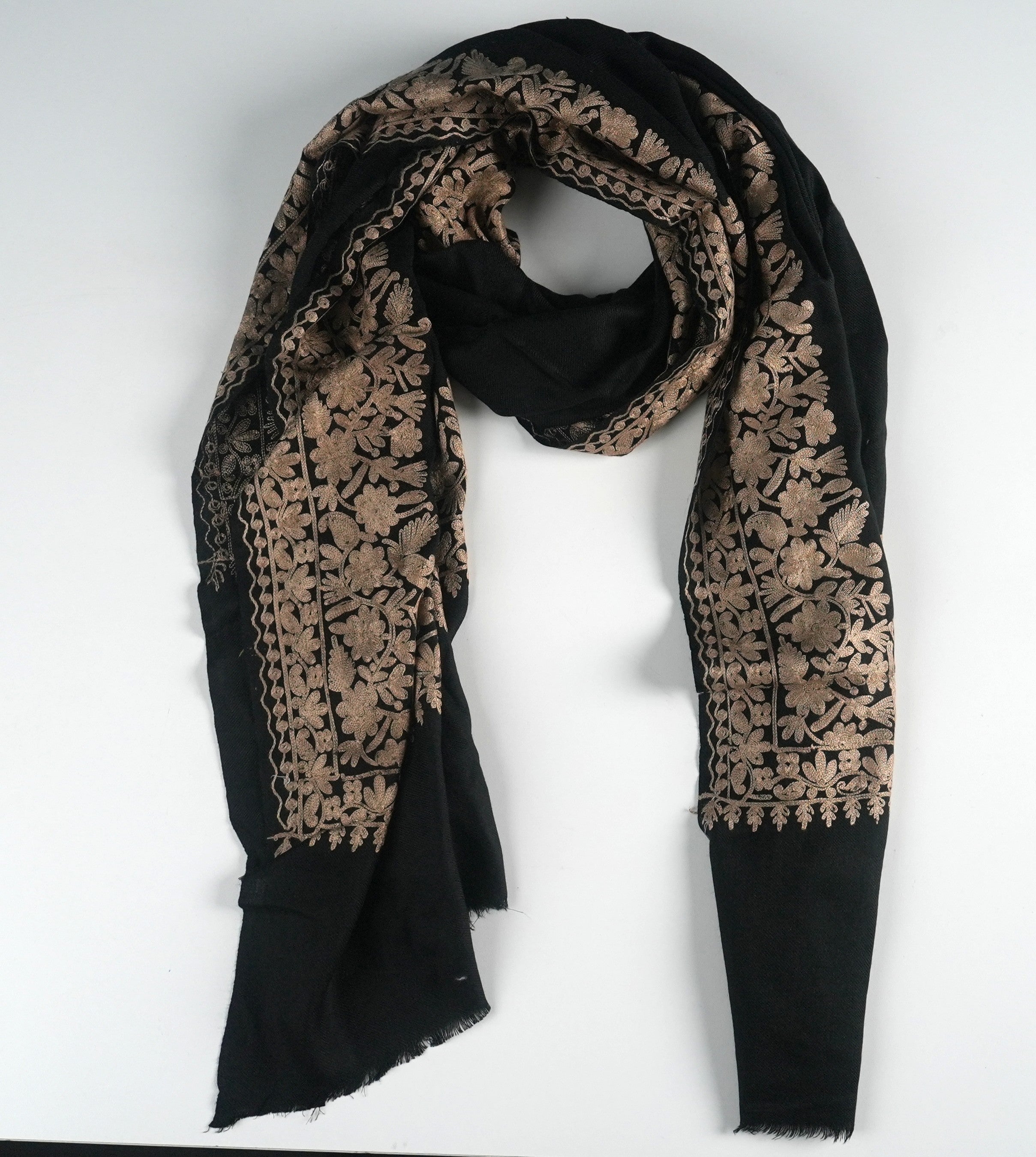 Elegant Patterned Wrap Scarf